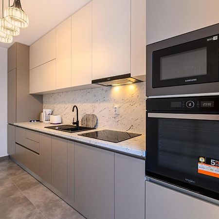 Rentforcomfort Dynamic Apartment Braşov Eksteriør billede