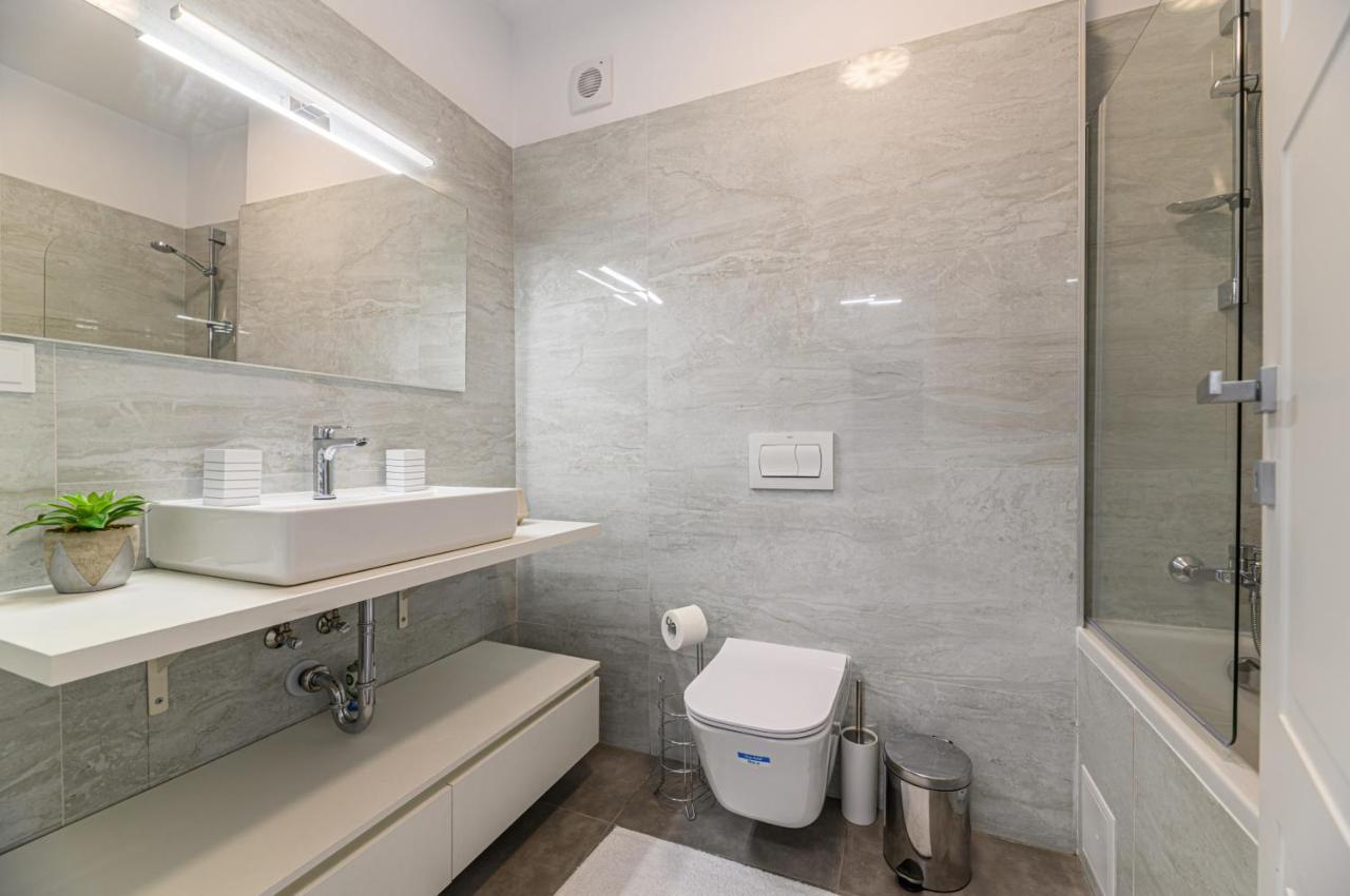 Rentforcomfort Dynamic Apartment Braşov Eksteriør billede