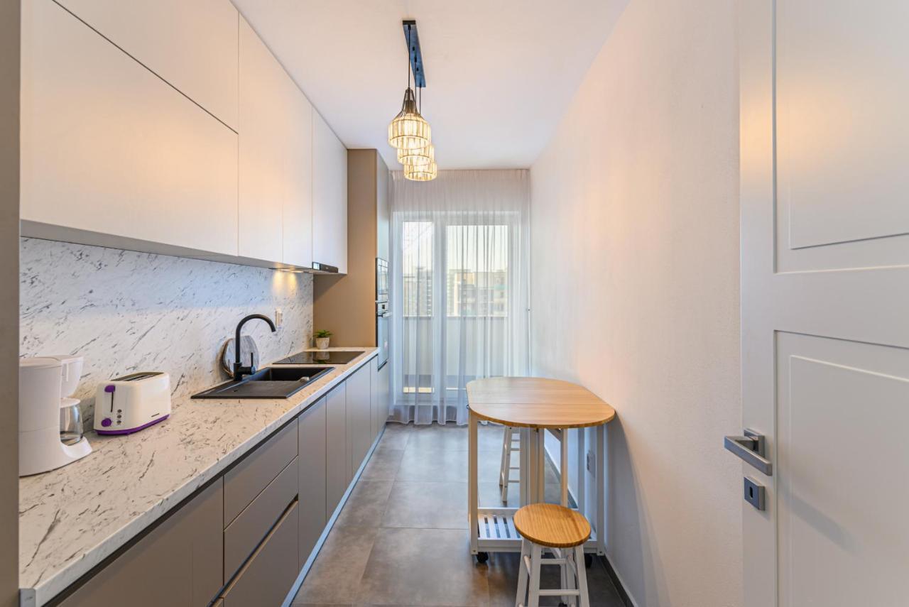Rentforcomfort Dynamic Apartment Braşov Eksteriør billede